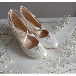 Lodičky Witt K/107 biela perla